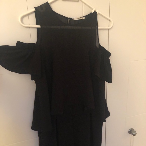 Black jumper with cold shoulder - Picture 3 of 4